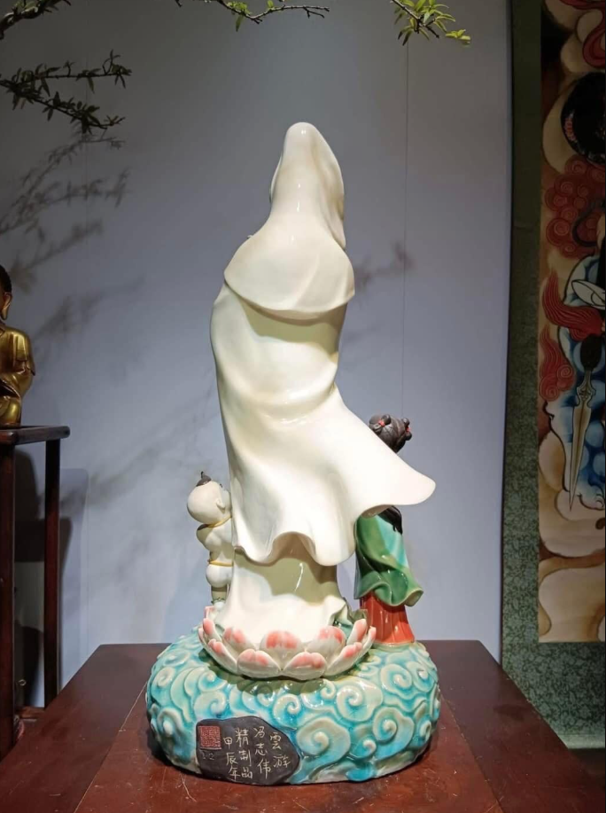 Quan Thế Âm Bồ Tát và Tiên Đồng Ngọc Nữ 3.png